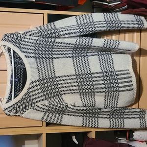 GAP sweater